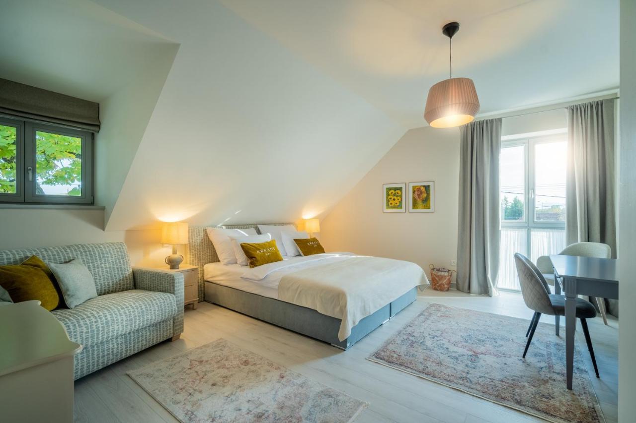 Arkady Hof Hotel Stupava Ngoại thất bức ảnh