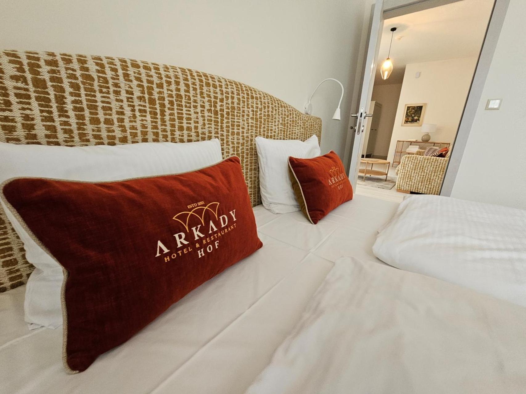 Arkady Hof Hotel Stupava Phòng bức ảnh